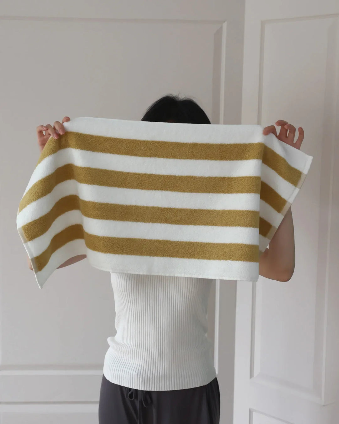 RetroStripe Luxe Cotton Towel – Striped Cotton Towel in Hotel Quality | Stornfield