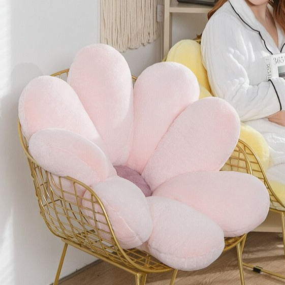 Fluffy Daisy Cushion - Pastel | Stornfield