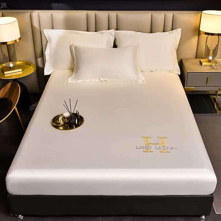 Stornfield | Solid Silk Bed Sheet
