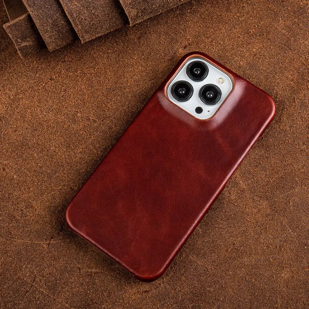 Stornfield | RoyalLeather: Luxurious, handmade case made of genuine cowhide leather for the iPhone
