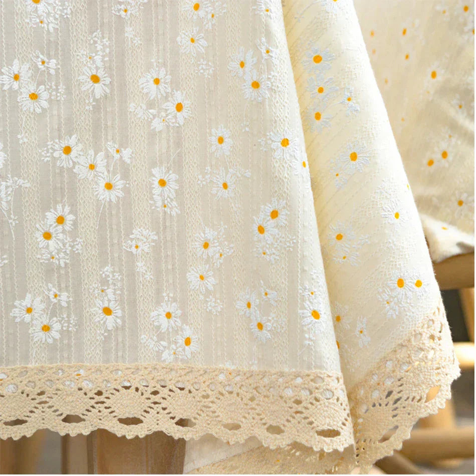 Stornfield | Floral tablecloth