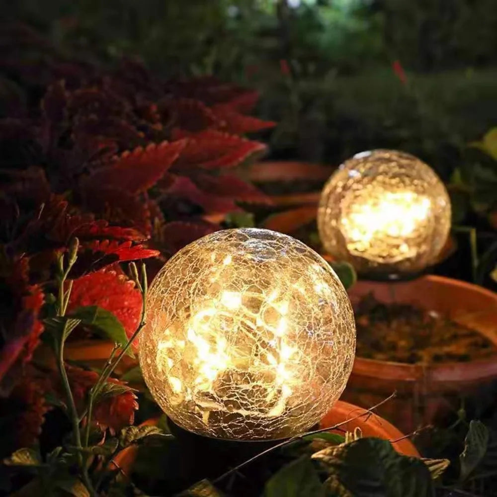 LED garden lights in crackle glass look – solar ball lamps for outdoor use and decoration | Stornfield