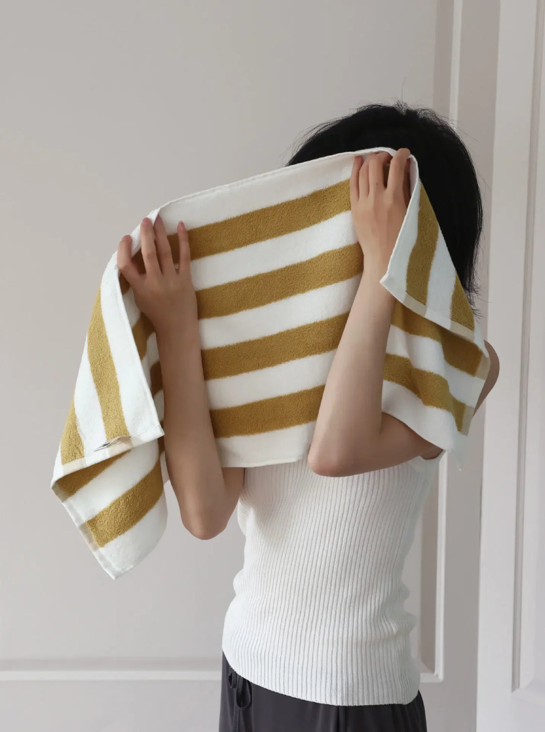 RetroStripe Luxe Cotton Towel – Striped Cotton Towel in Hotel Quality | Stornfield