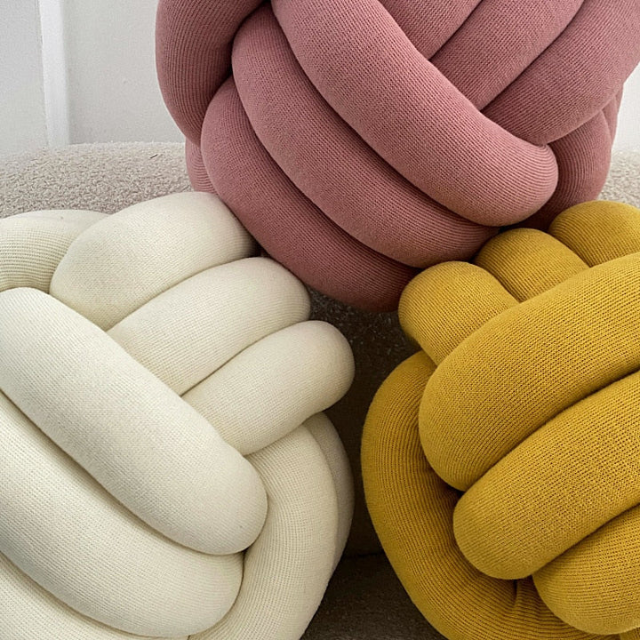 Stornfield | Knot Cushion