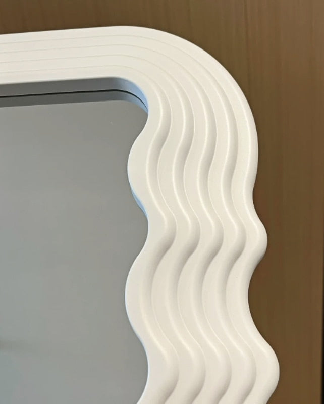 Stornfield | Shockwave Mirror Retro