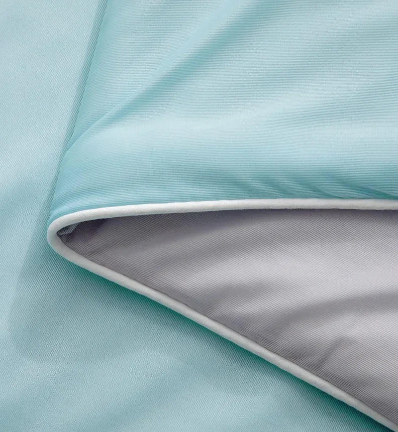 High-Quality Cooling Blanket – Smooth Air-Conditioning Comforter, Lightweight Summer Quilt with Double-Sided Cooling Fabric | Stornfield