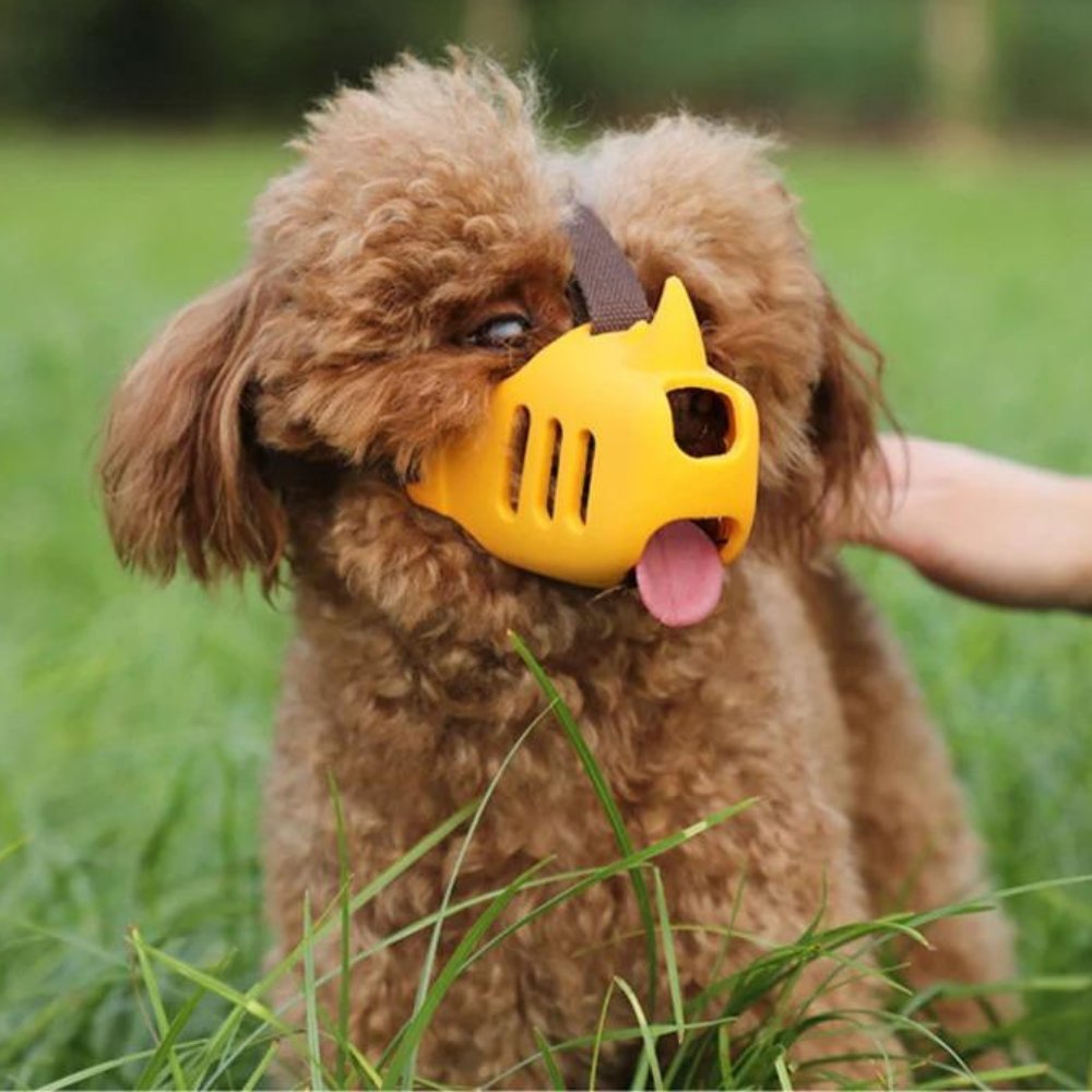 SecureGuard Adjustable Dog Muzzle – Breathable and Comfortable for Better Control over Biting and Chewing | Stornfield