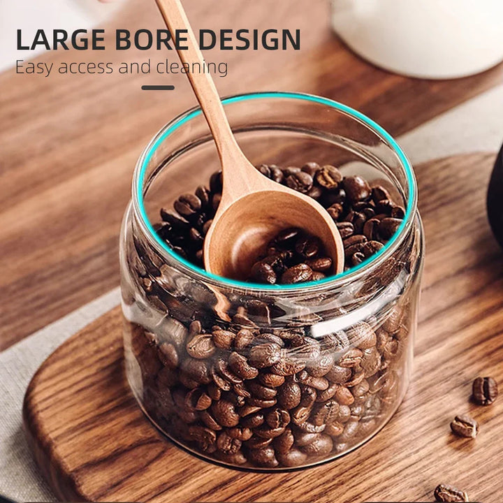 Vacuum storage jar made of borosilicate glass | Stornfield