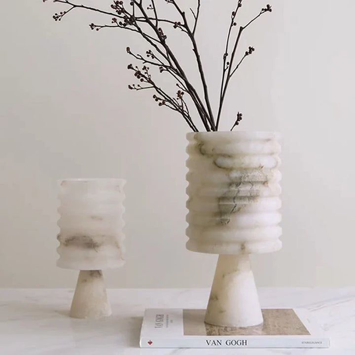 Vase à fleurs en onyx blanc Stornfield