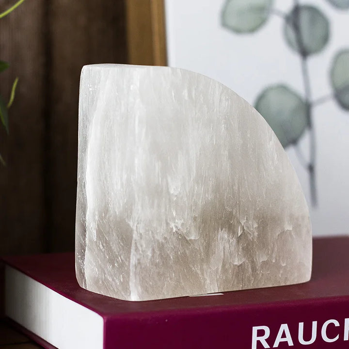 Stornfield | Onyxa White Onyx Bookend | Elegant Design | 1 piece | Luxurious Decor & Functionality