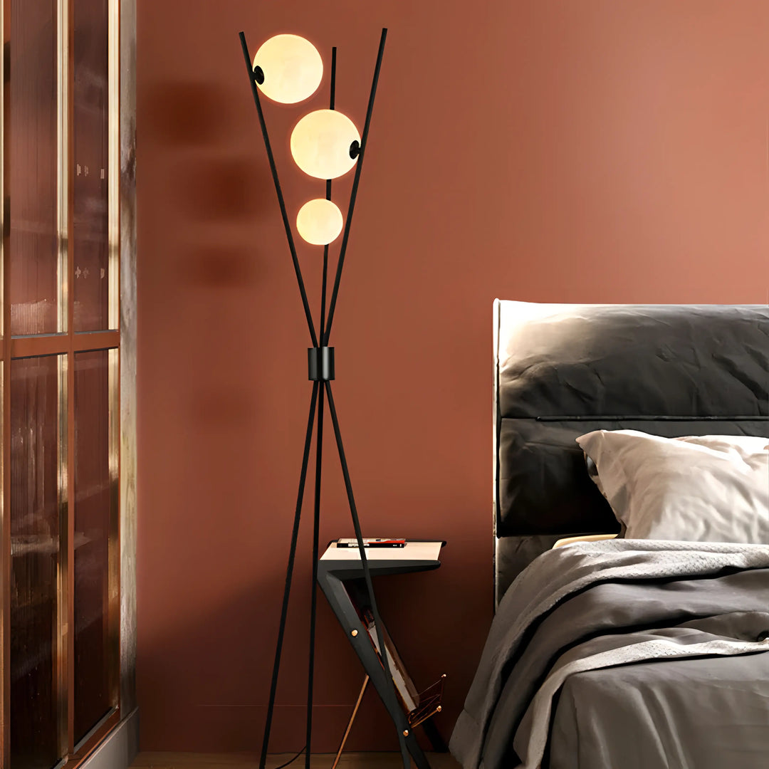 Mila - Stylish Minimalist Floor Lamp with Moon Design | Stornfield