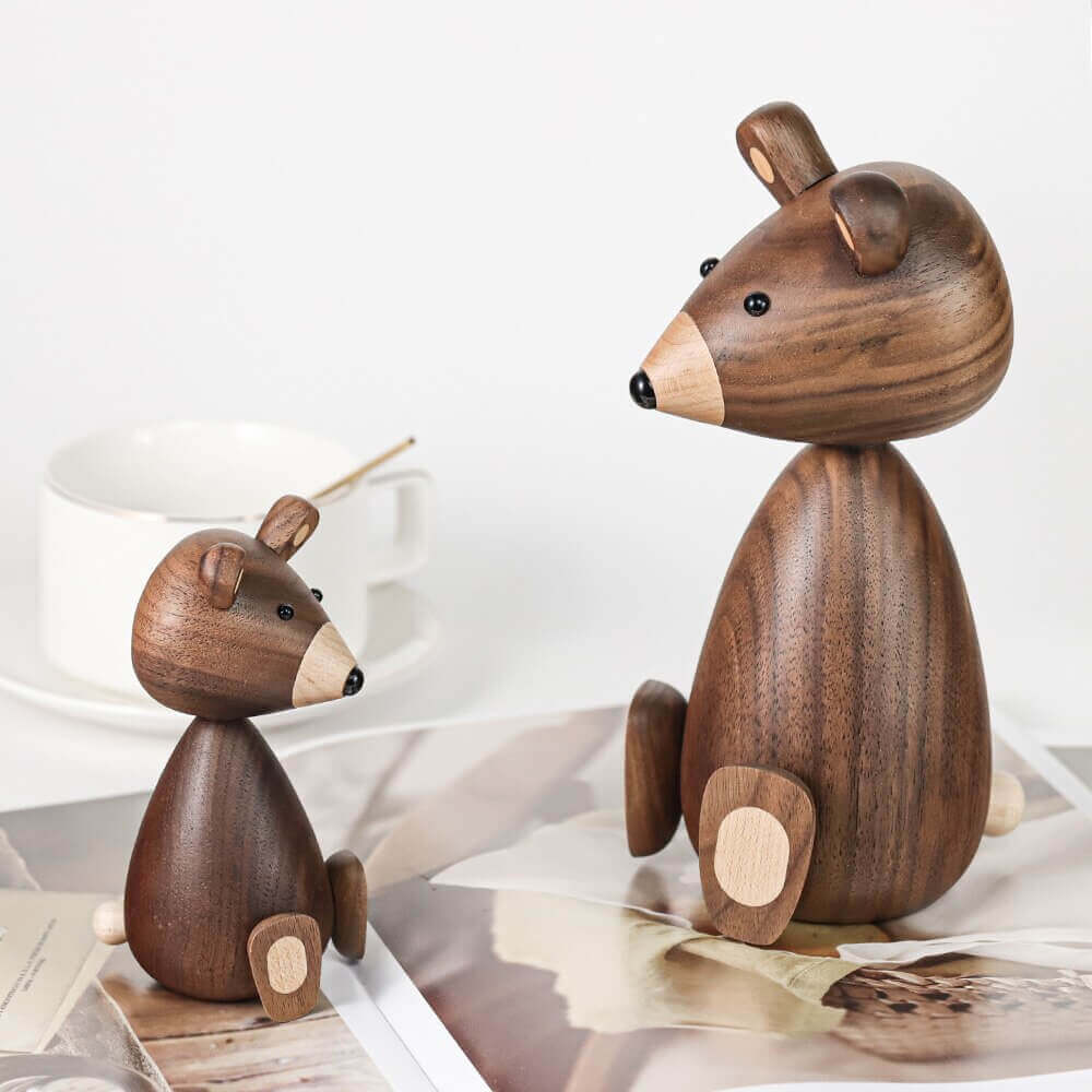 Stornfield | Danish Brown Wooden Bear Family Ornaments