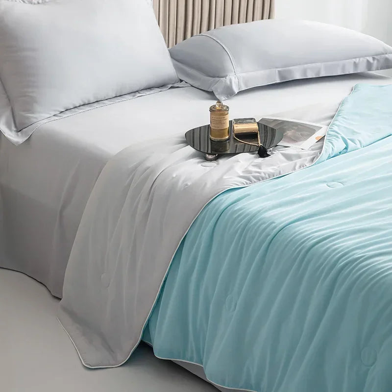 High-Quality Cooling Blanket – Smooth Air-Conditioning Comforter, Lightweight Summer Quilt with Double-Sided Cooling Fabric | Stornfield