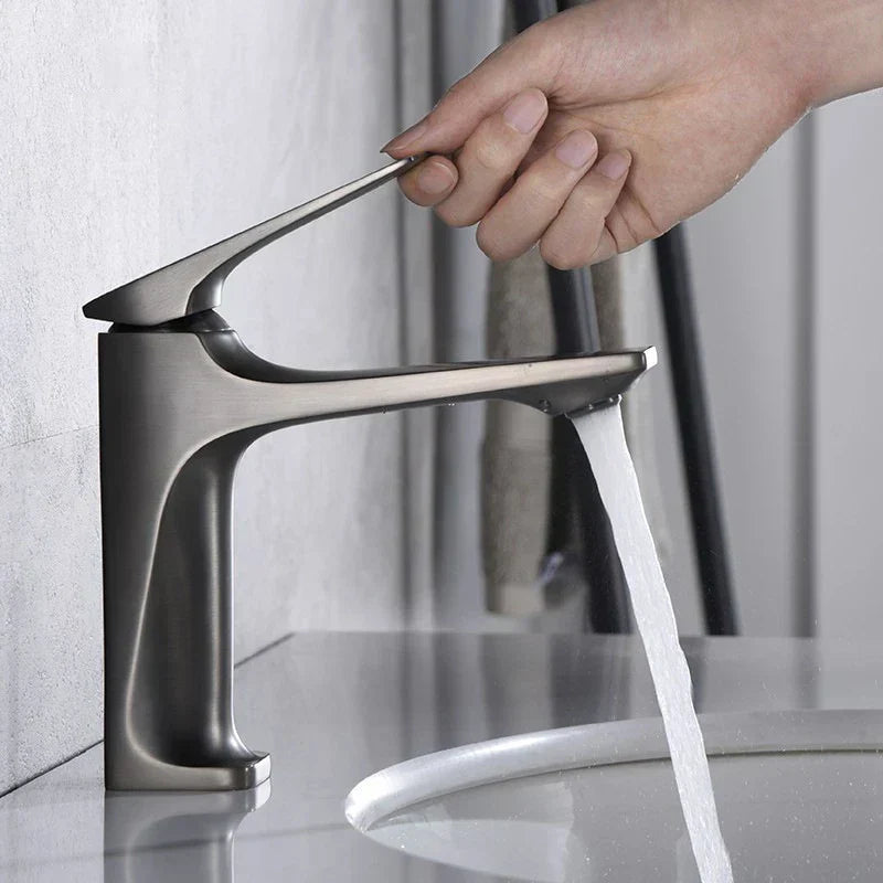 Stornfield | Robinet de salle de bain élégant - avec levier unique pour un confort intemporel