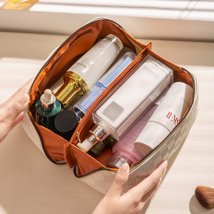 Stornfield | Luxury Checkered Cosmetic Makeup Bag