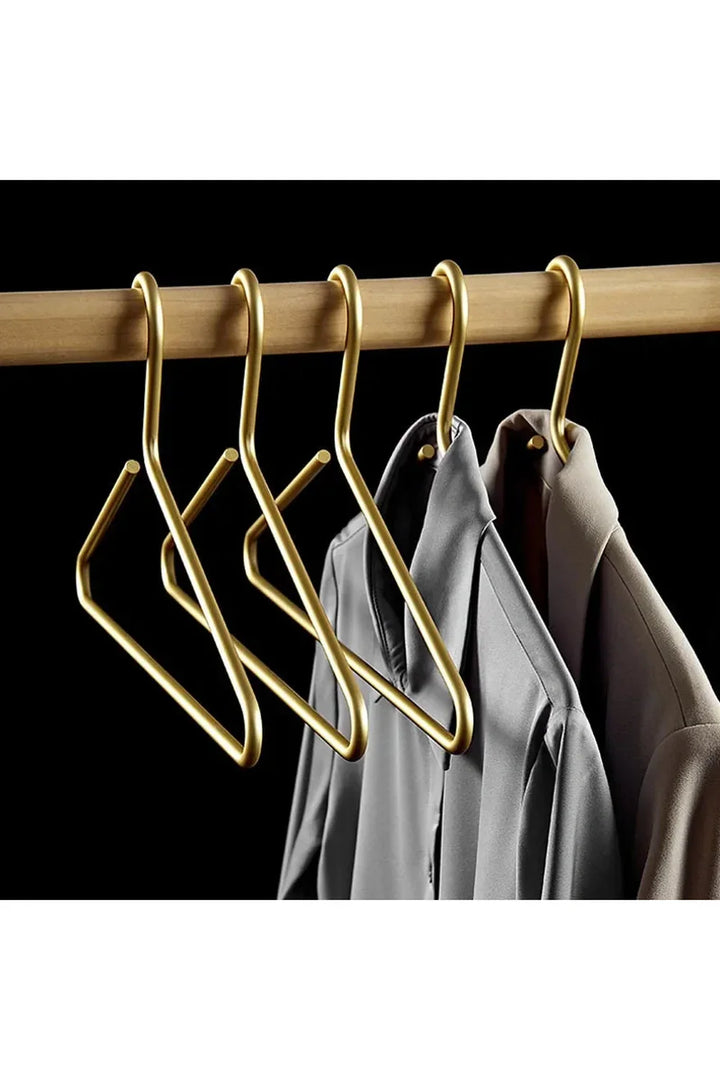 Stornfield | LuxeLine Metal Pendant