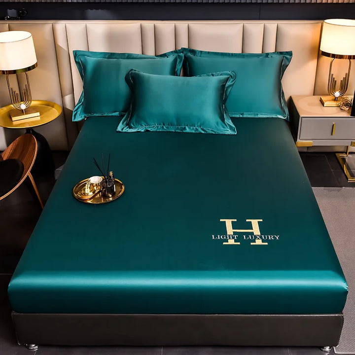 Stornfield | Solid Silk Bed Sheet
