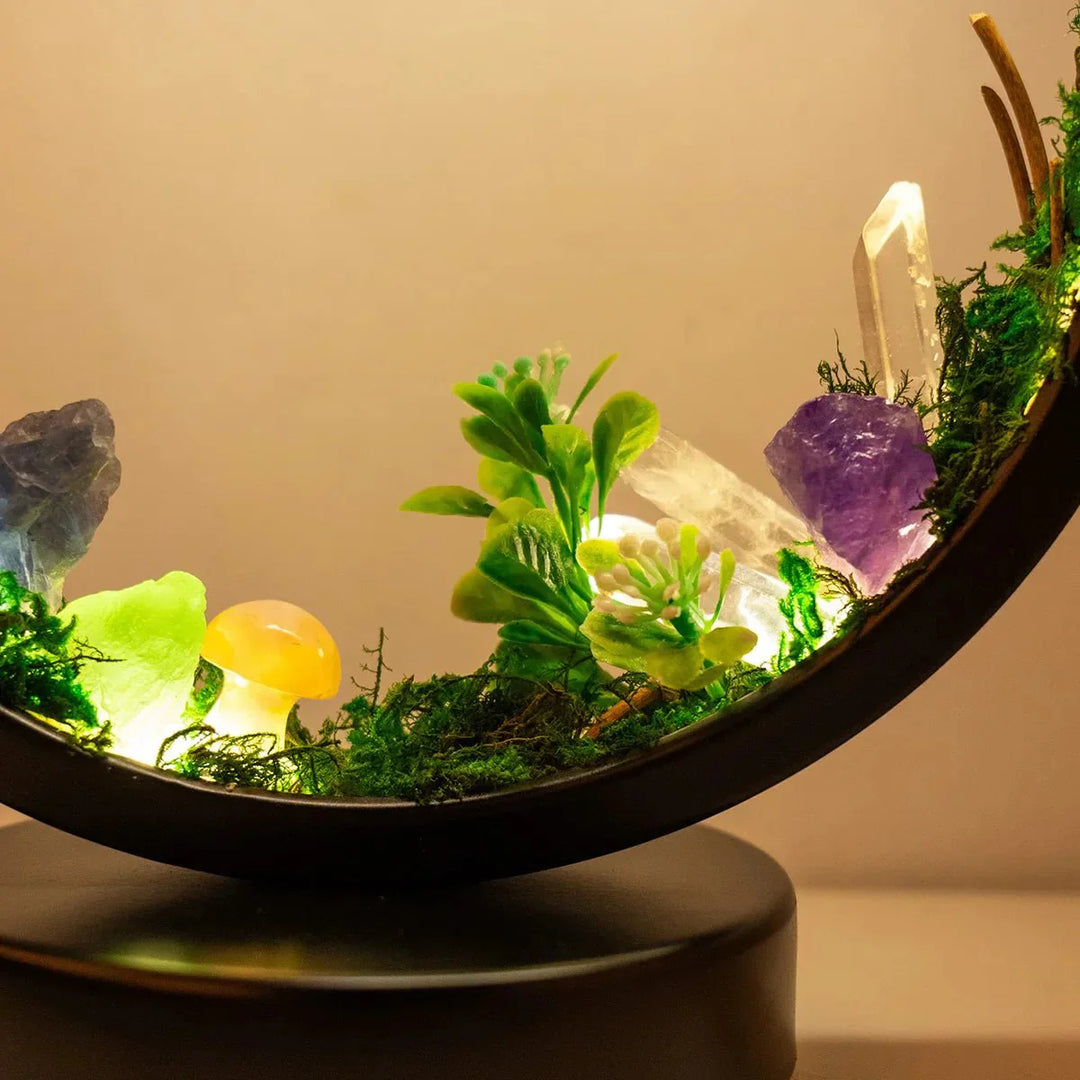 elegant - Round Frame - Green Crystals - Chic Decoration | Stornfield