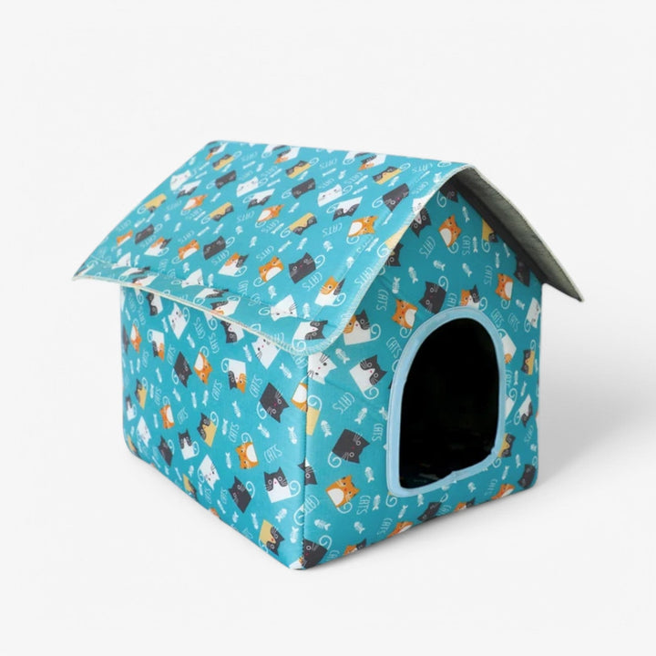 Weatherproof Animal House "CozyNest" for Cats and Small Dogs | Stornfield