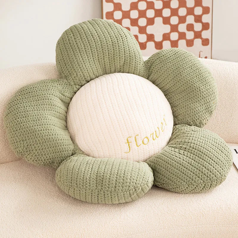 Stornfield | Daisy Cushion