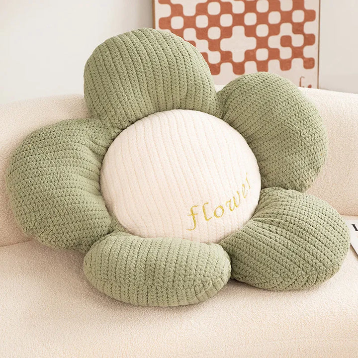 Stornfield | Daisy Cushion