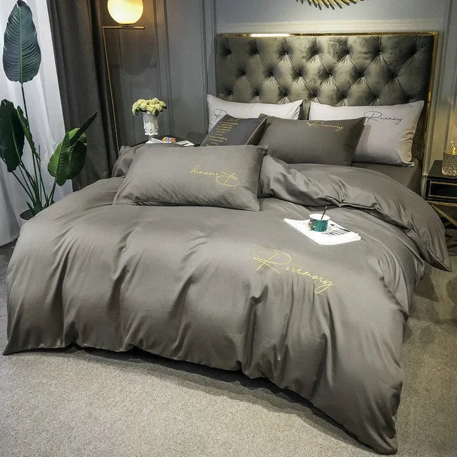 Luxury Duvet Cover with Elegant Embroidery – Soft, Breathable and High Quality | Stornfield
