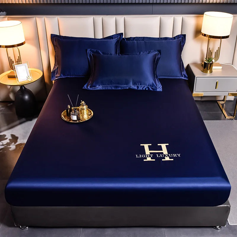 Stornfield | Solid Silk Bed Sheet