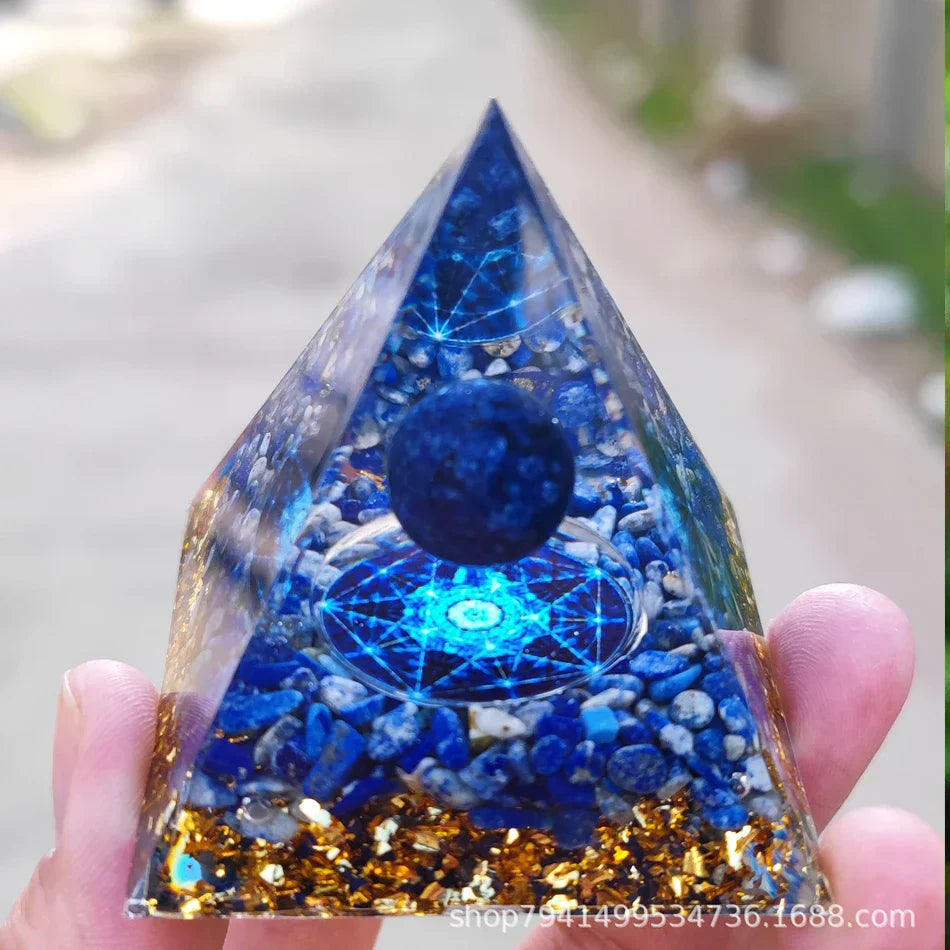 Orgonite Pyramid with Amethyst Pendulum – Energy, Protection and Decoration | Stornfield