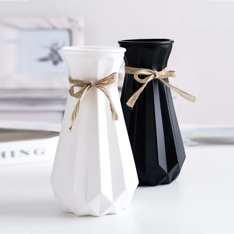 Stornfield | Modern and elegant flower vases