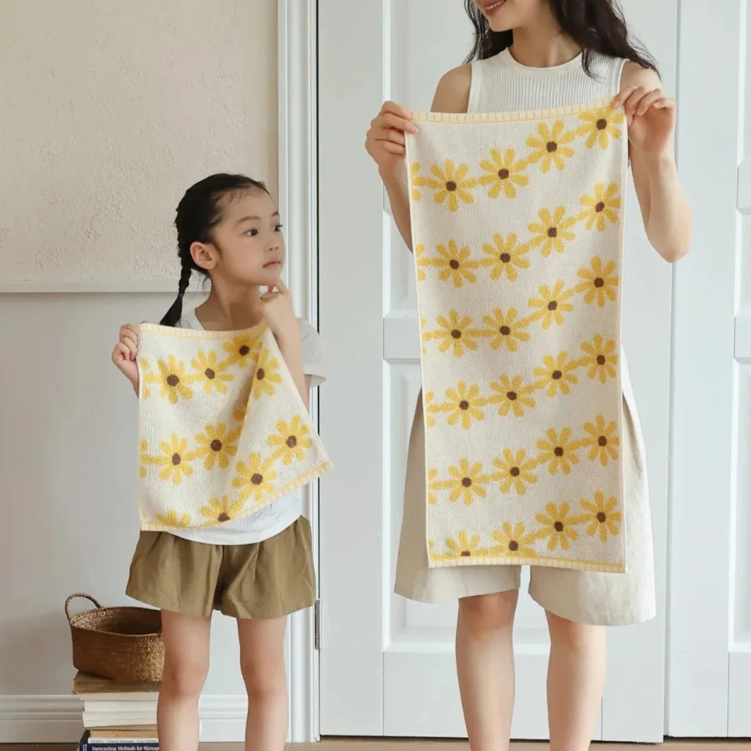 Daisy Towel | Stornfield