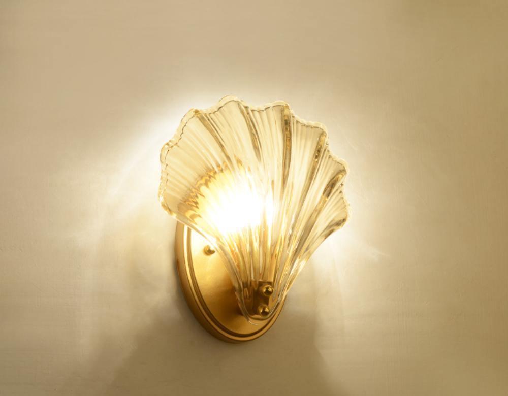 Shell wall lamp - Bring maritime elegance into your home | Stornfield
