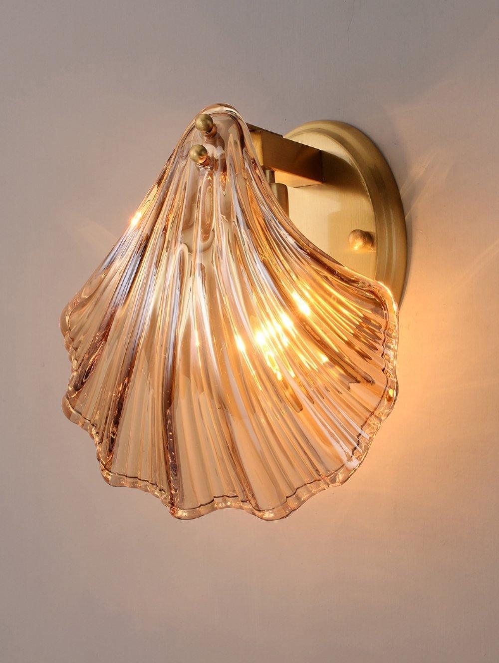 Shell wall lamp - Bring maritime elegance into your home | Stornfield