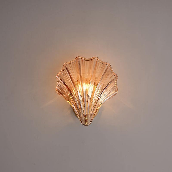 Shell wall lamp - Bring maritime elegance into your home | Stornfield