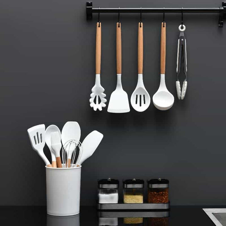 Kitchen set with 11 pieces in wood / silicone including holder (black or white) | Stornfield