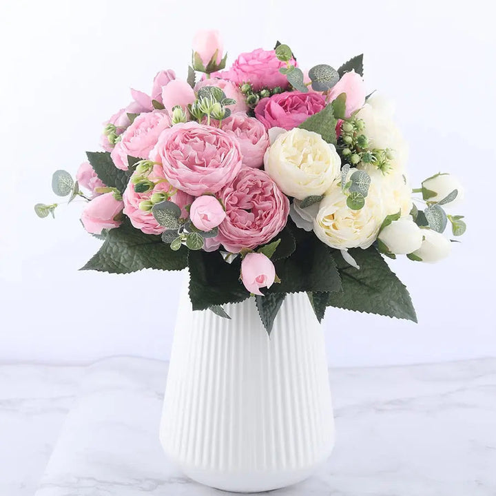 Stornfield | Pink silky gypsophila bouquet