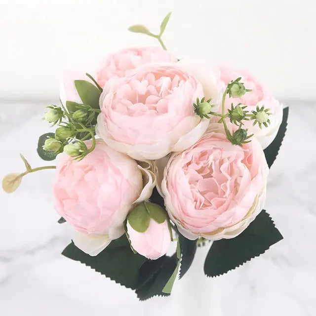 Stornfield | Pink silky gypsophila bouquet