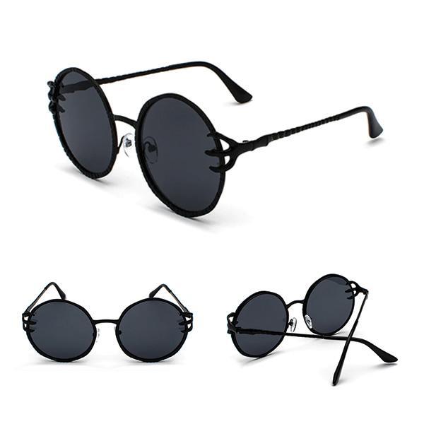 Skull Claw Round Sunglasses | Stornfield