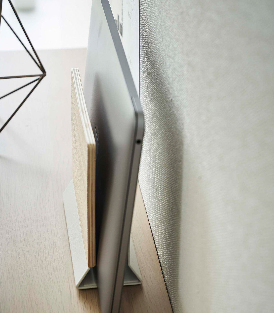 Stornfield | Slim Laptop Stand - Steel + Wood