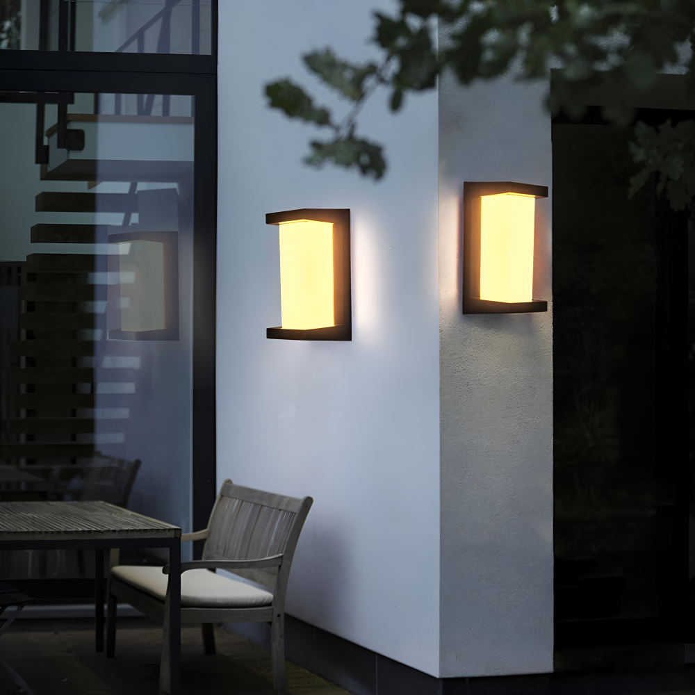 Smart Outdoor Wall Lamp with Motion Detector – LED Lighting for Safety and Atmosphere | Stornfield
