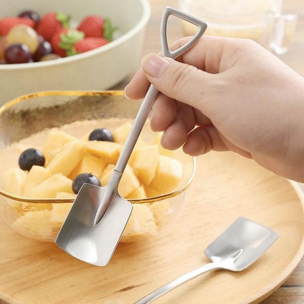 Stainless Steel Shovel Shaped Soup Spoon | Stornfield
