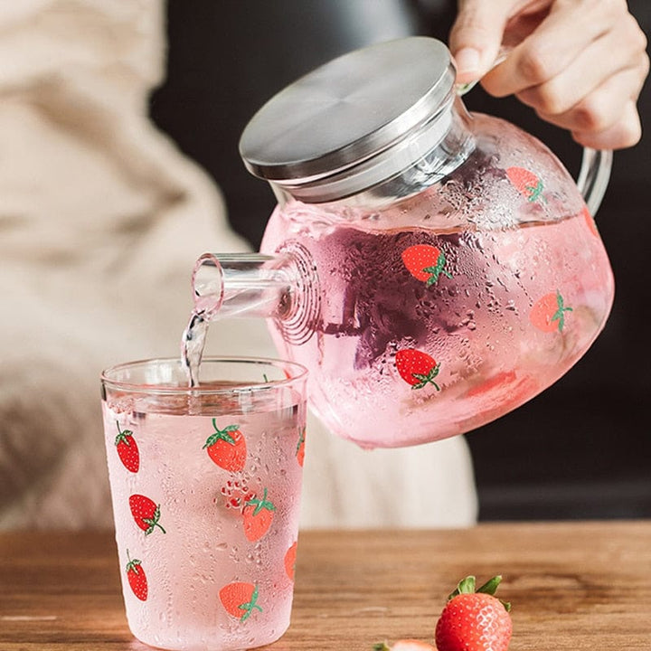 Strawberry glass teapot | Stornfield