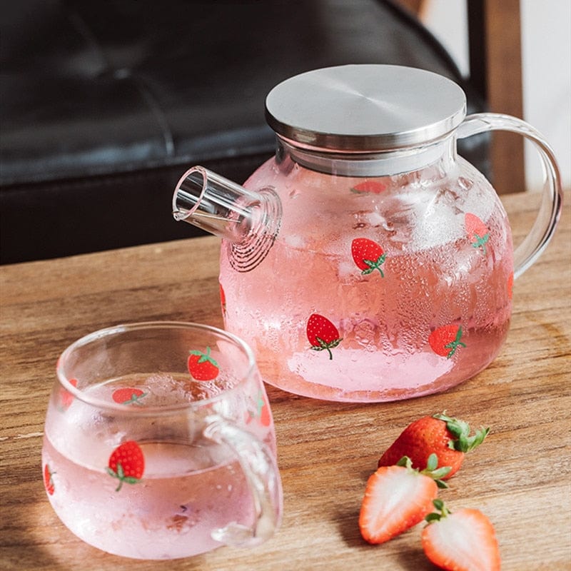 Strawberry glass teapot | Stornfield