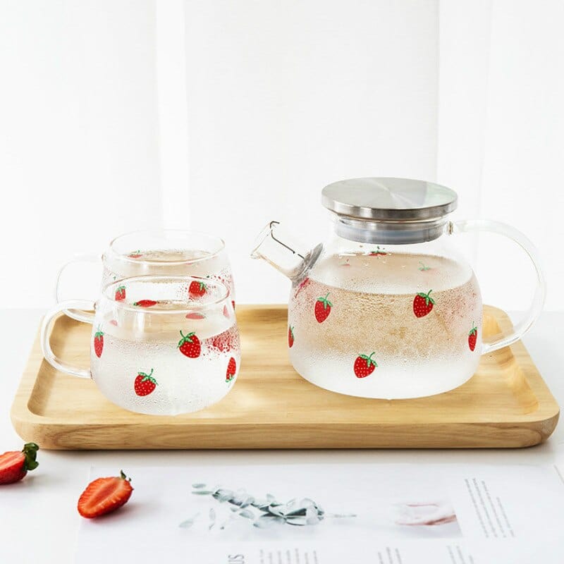 Strawberry glass teapot | Stornfield