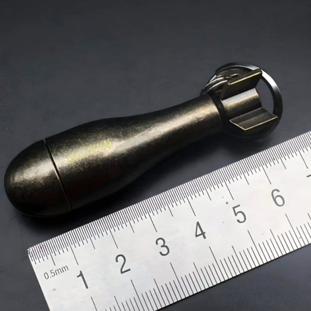 Stornfield | Survival Waterproof Flint Fire Starter Keychain
