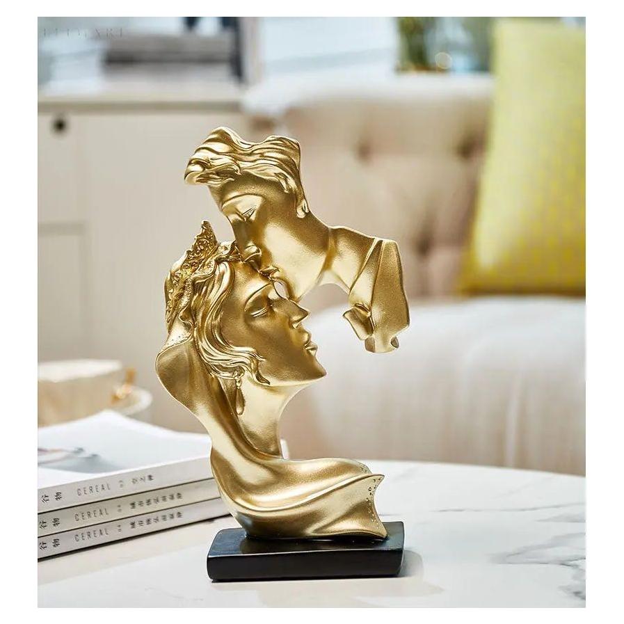 Sweet Kiss - Forehead-kissing Love Couple Statue | Stornfield