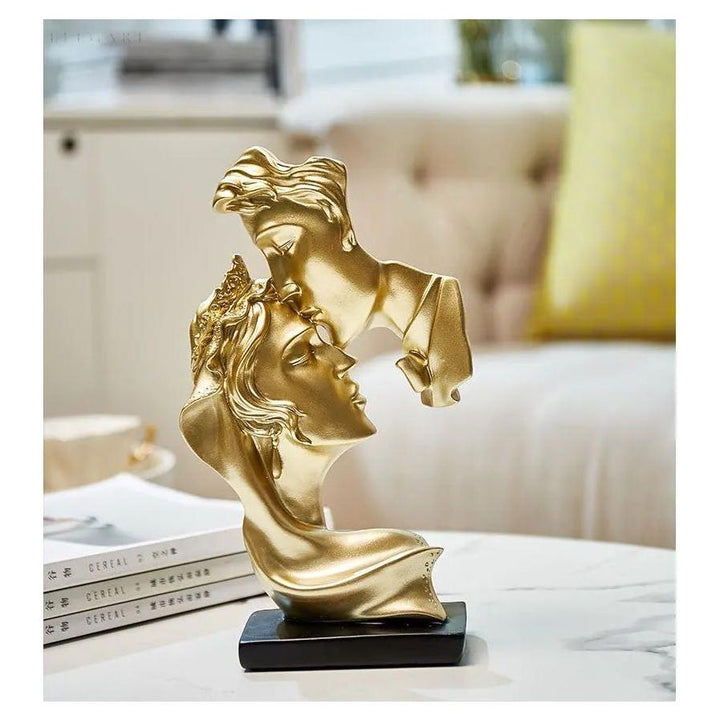 Sweet Kiss - Forehead-kissing Love Couple Statue | Stornfield