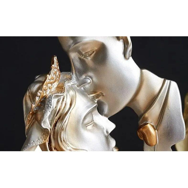 Sweet Kiss - Forehead-kissing Love Couple Statue | Stornfield
