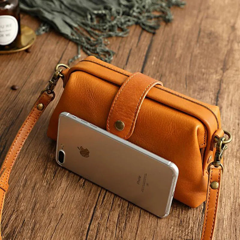 Norvella Shoulder Bag of Structured Imitation Leather for Women | Stornfield