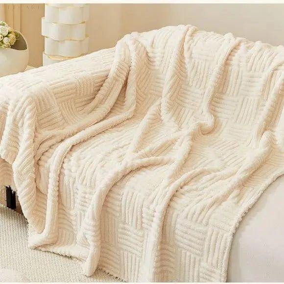 Tara - Nordic Sofa Refresh Blanket: Give your sofa a new lease on life | Stornfield
