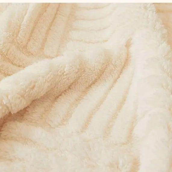 Tara - Nordic Sofa Refresh Blanket: Give your sofa a new lease on life | Stornfield
